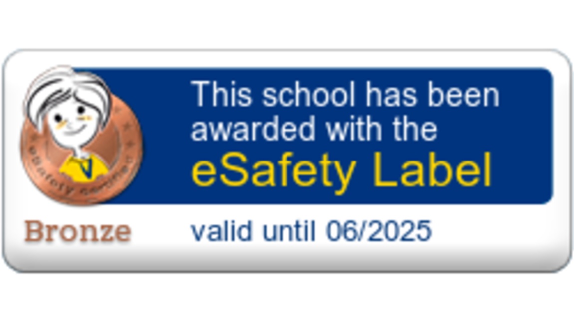 Okulumuz eSafety Label Bronze Etiketi Almaya Hak Kazandı